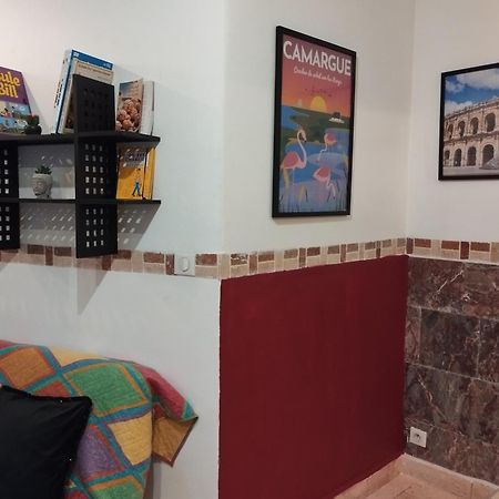 Tres Bel Appartement Cosy Et Chaleureux A Nimes Exterior photo